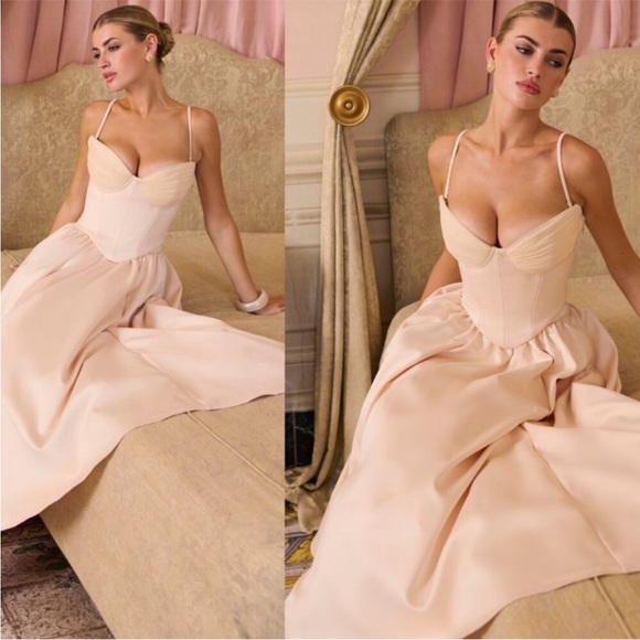 House of cb ‘Perfect’ Peach Satin Corset and Skirt NWOT - Picture 9 of 10